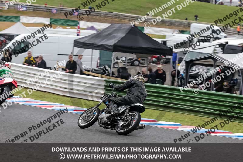 Vintage motorcycle club;eventdigitalimages;mallory park;mallory park trackday photographs;no limits trackdays;peter wileman photography;trackday digital images;trackday photos;vmcc festival 1000 bikes photographs